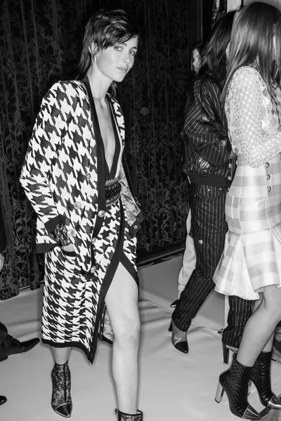 Look 48